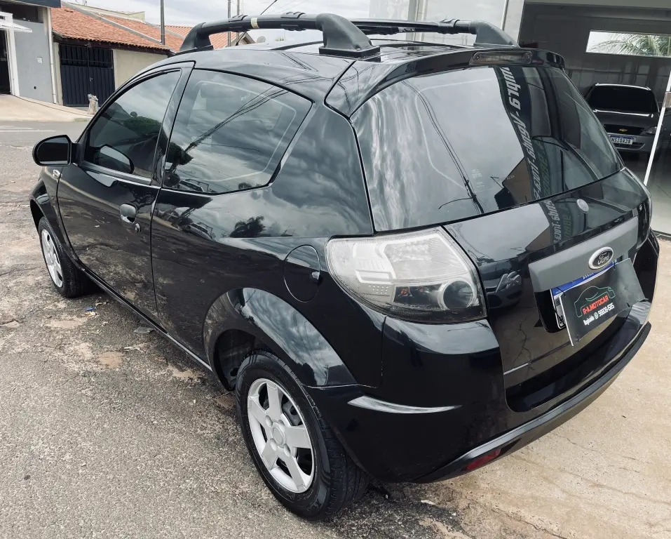 FORD Ka Hatch - Foto