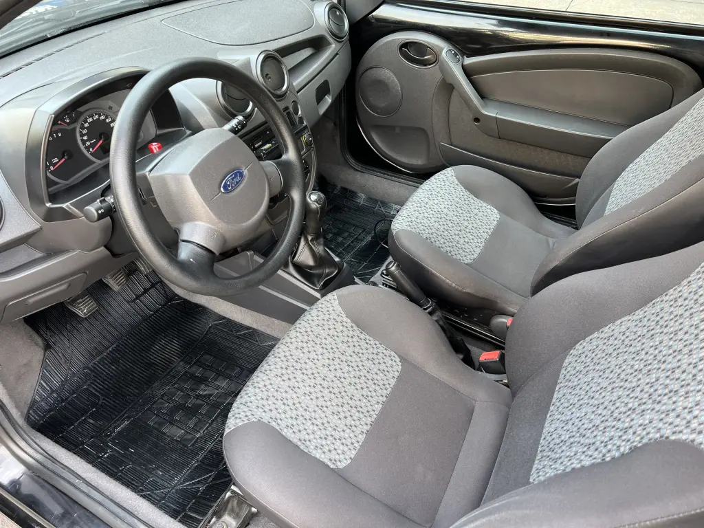 FORD Ka Hatch - Foto