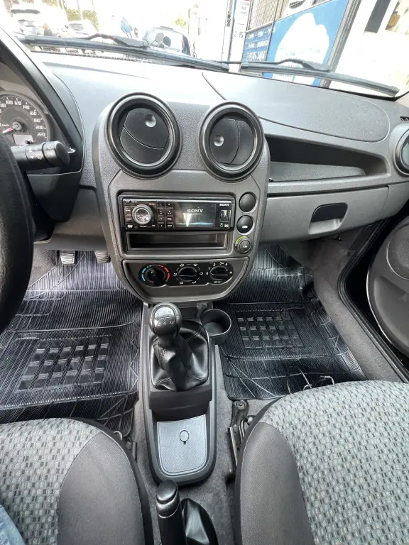 FORD Ka Hatch - Foto