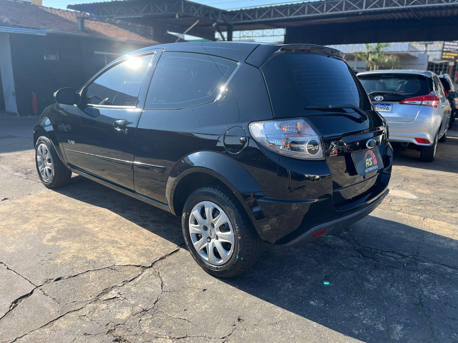 FORD Ka Hatch - Foto