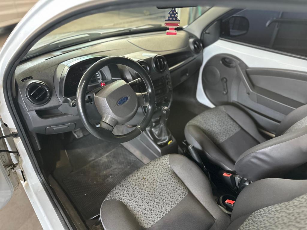 FORD Ka Hatch - Foto
