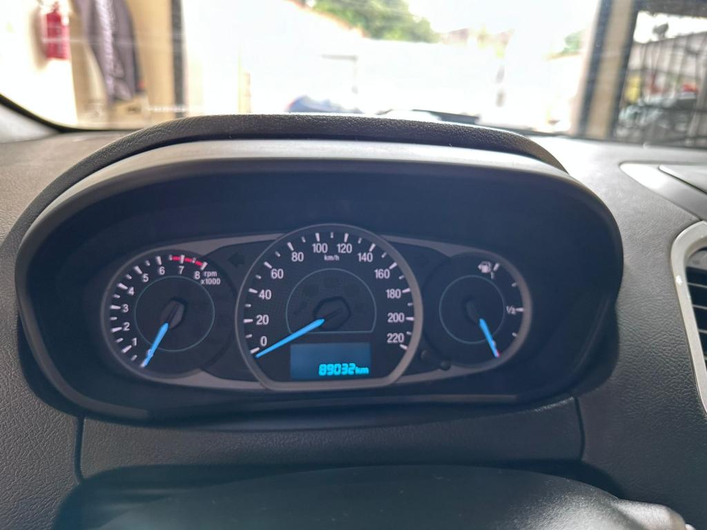 FORD Ka Hatch - Foto