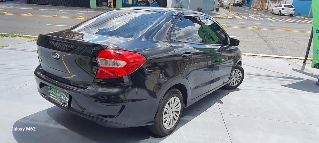 FORD Ka + Sedan - Miniatura