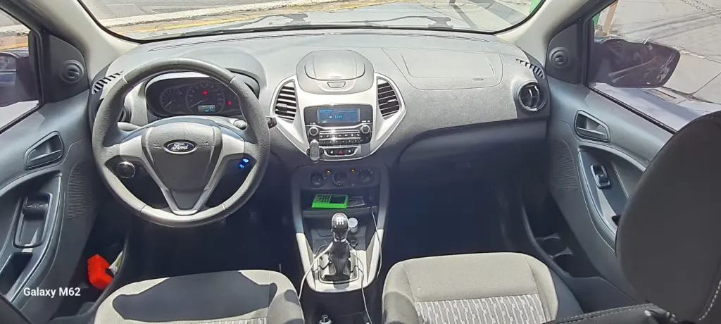 FORD Ka + Sedan - Foto