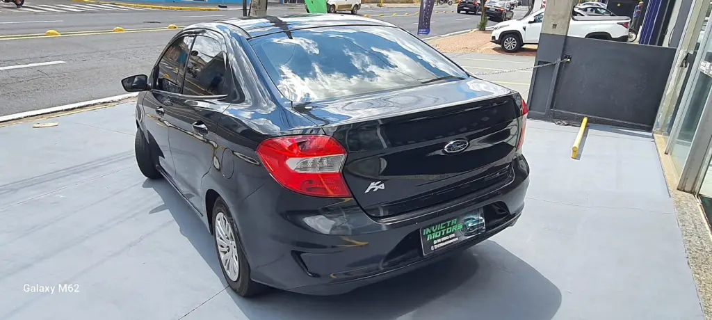 FORD Ka + Sedan - Foto