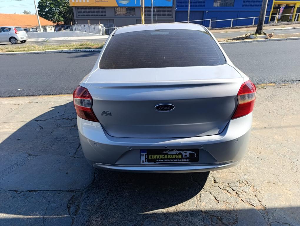 FORD Ka + Sedan - Foto