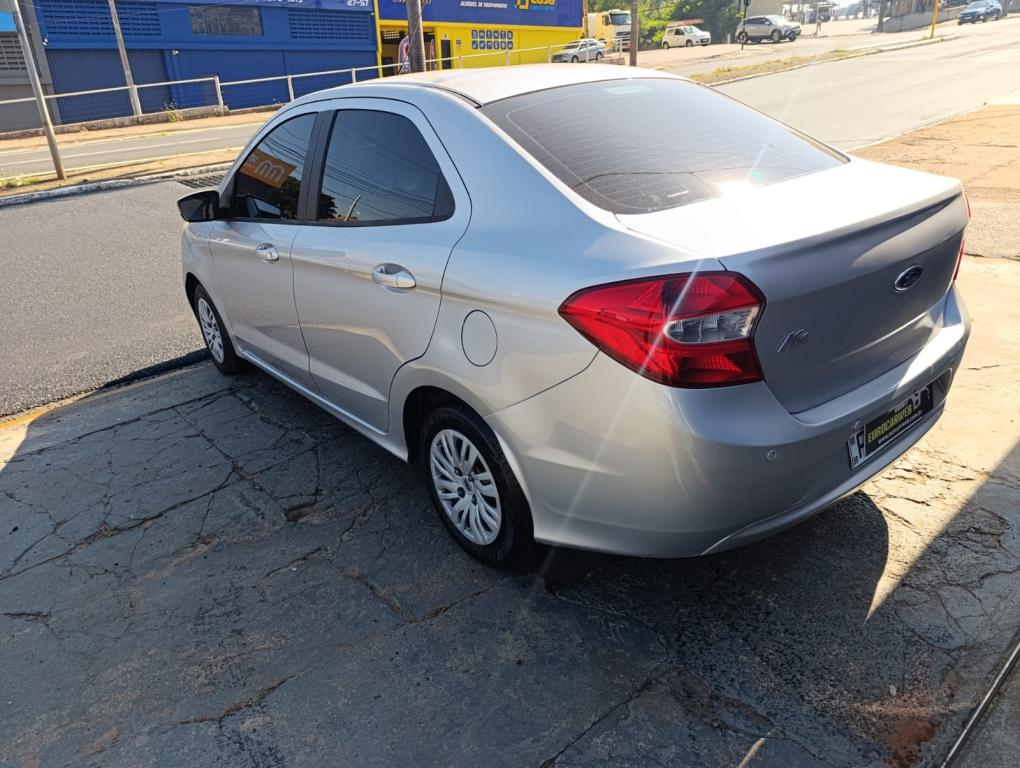 FORD Ka + Sedan - Foto