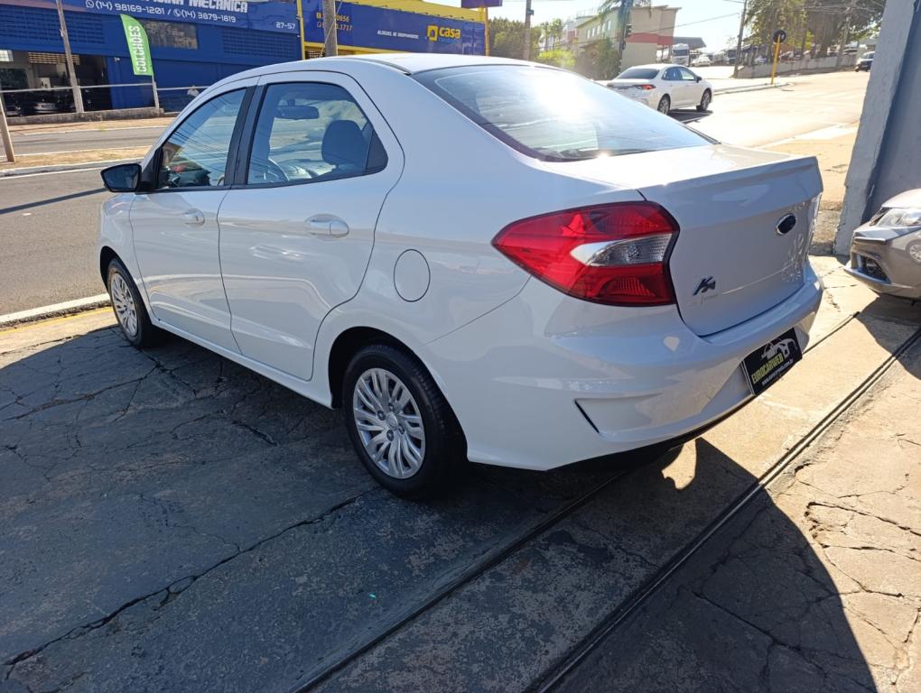 FORD Ka + Sedan - Foto