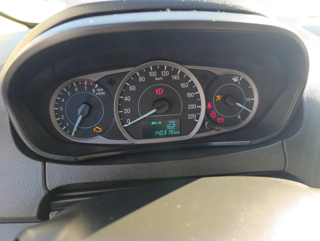 FORD Ka + Sedan - Foto