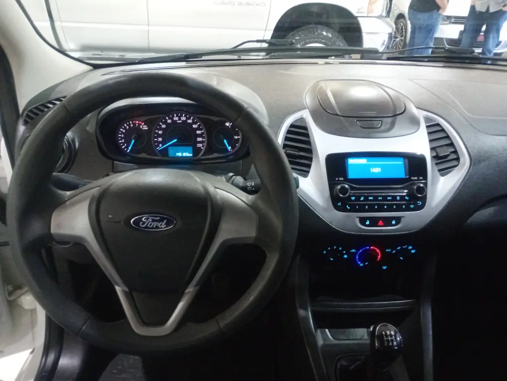 FORD Ka + Sedan - Foto