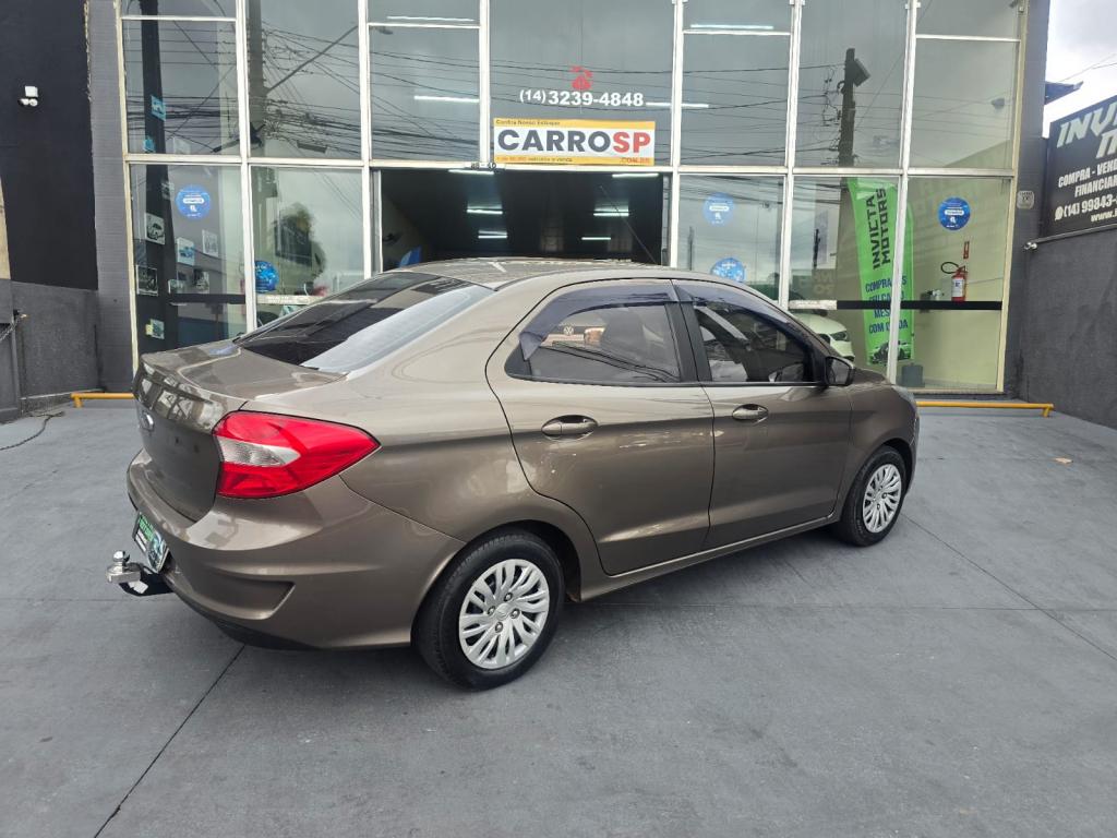 FORD Ka + Sedan - Miniatura