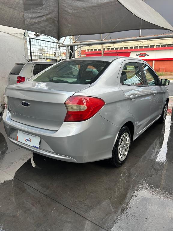 FORD Ka + Sedan - Foto