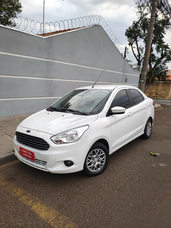 FORD Ka + Sedan - Miniatura
