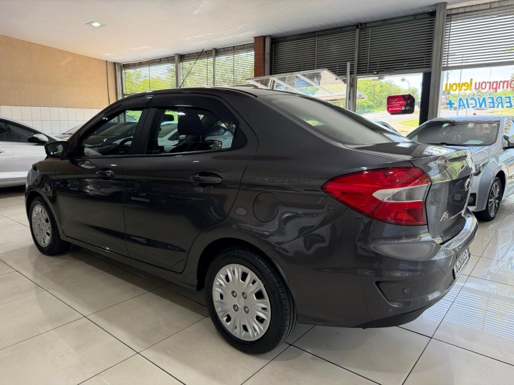 FORD Ka + Sedan - Foto
