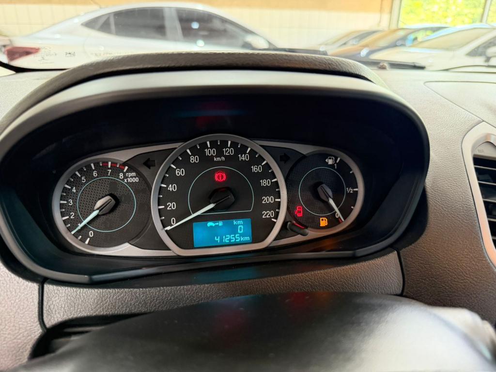 FORD Ka + Sedan - Foto