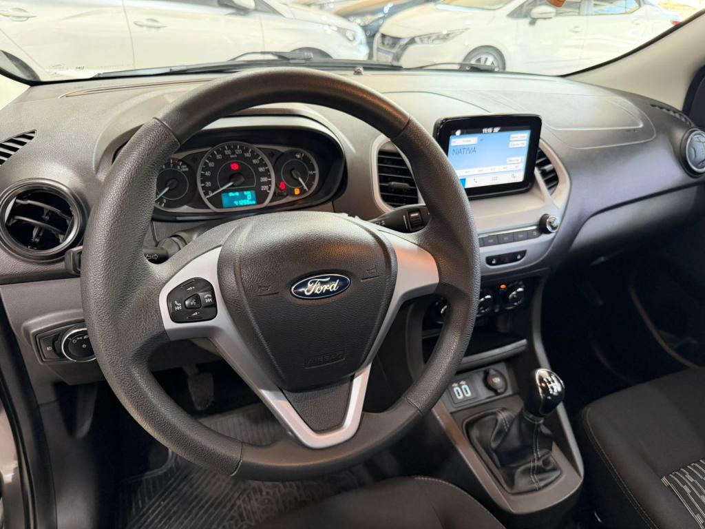 FORD Ka + Sedan - Foto