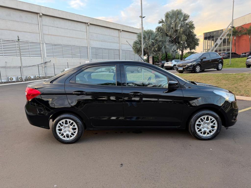 FORD Ka + Sedan - Foto