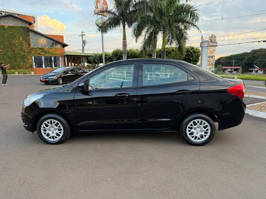 FORD Ka + Sedan - Foto