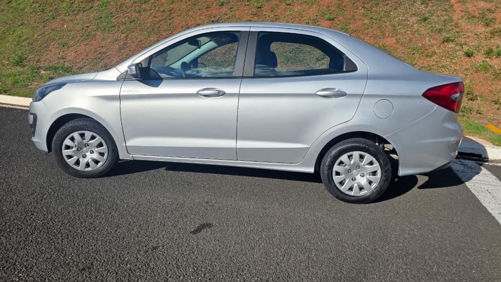 FORD Ka + Sedan - Foto