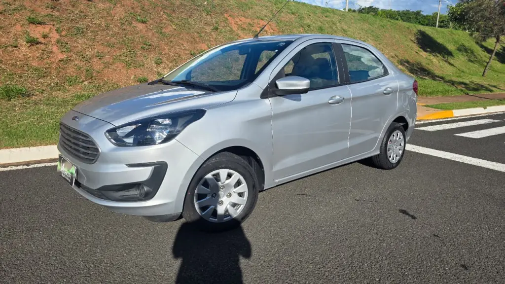 FORD Ka + Sedan - Foto