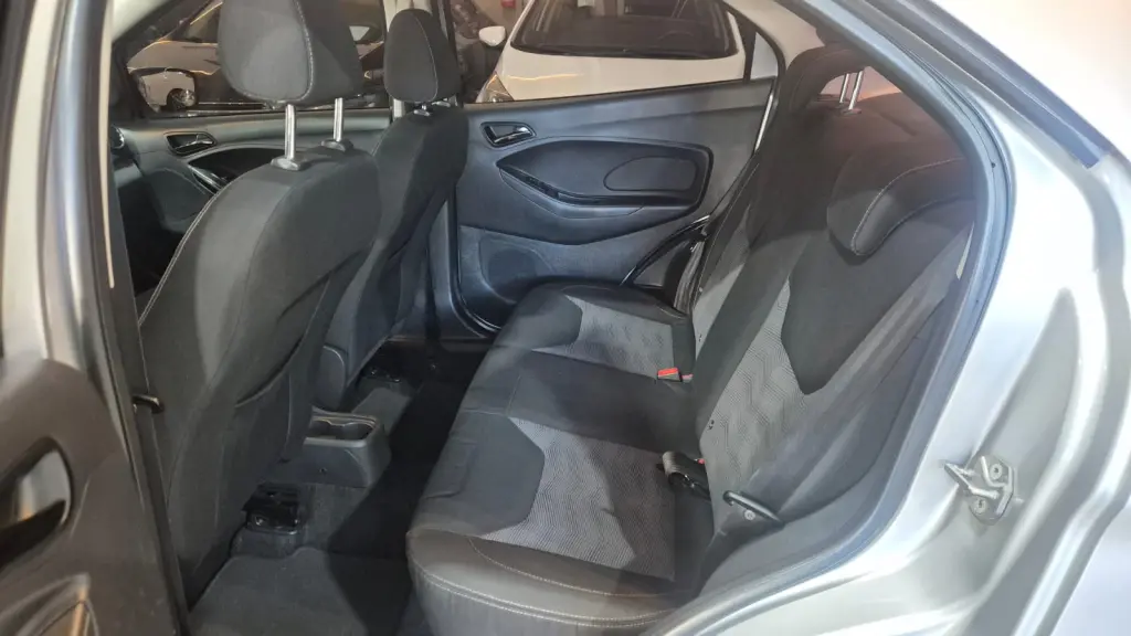 FORD Ka + Sedan - Foto