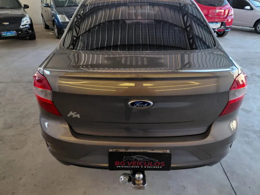 FORD Ka + Sedan - Foto
