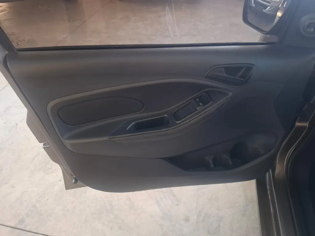 FORD Ka + Sedan - Foto