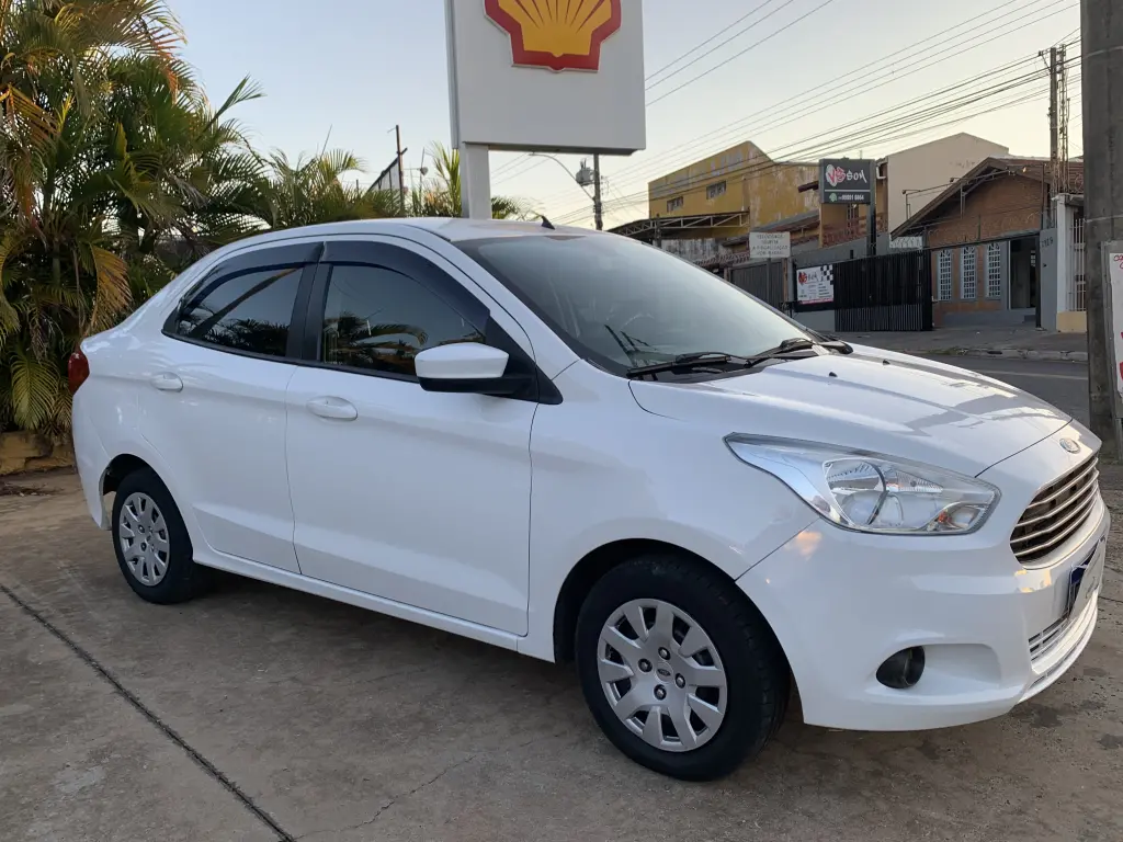 FORD Ka + Sedan - Foto