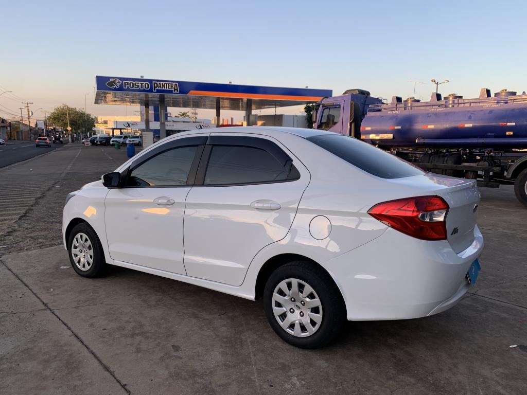 FORD Ka + Sedan - Foto