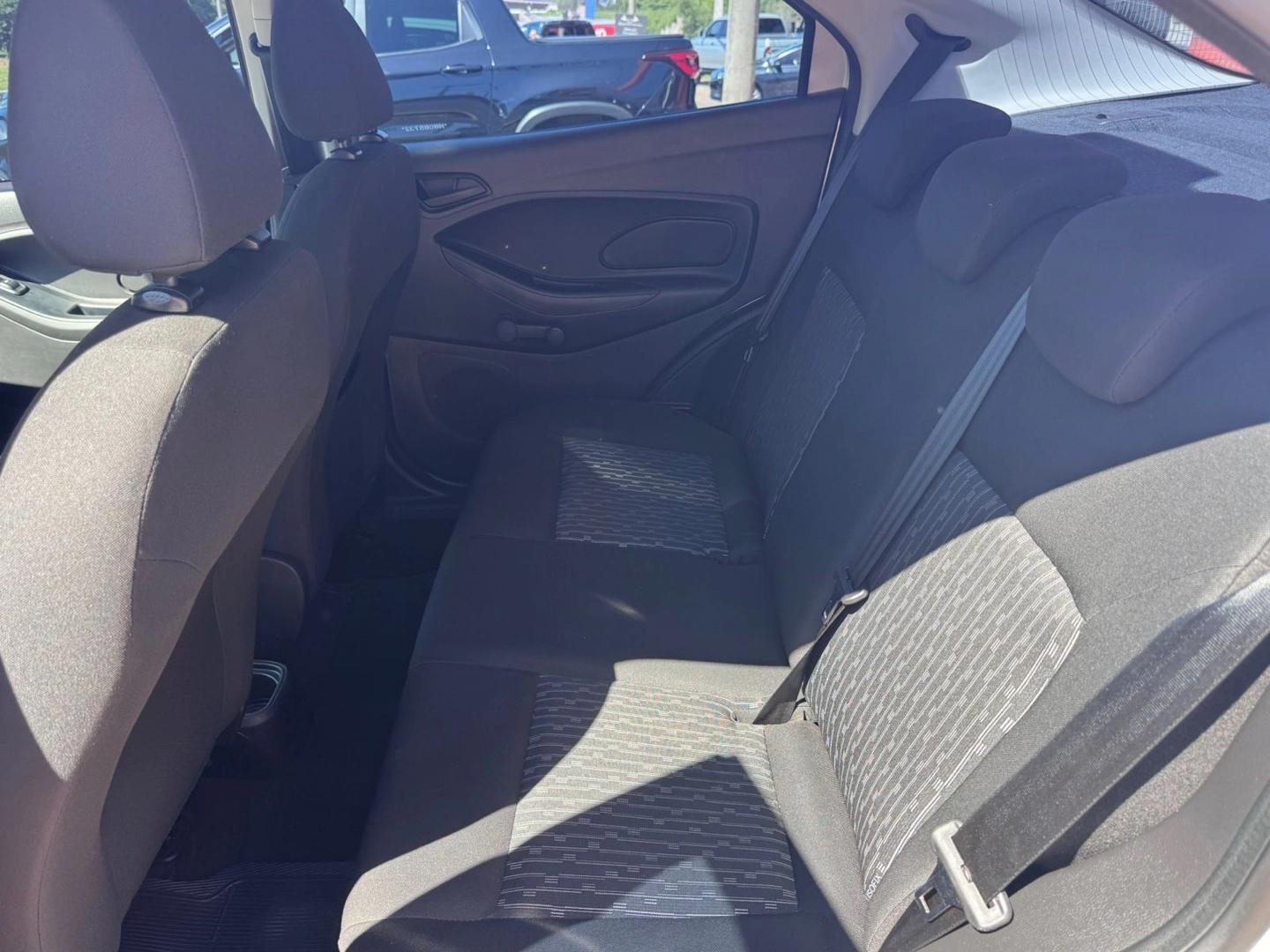 FORD Ka + Sedan - Foto