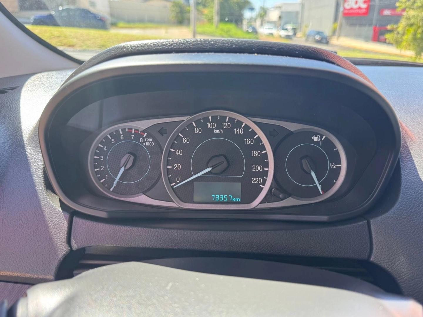 FORD Ka + Sedan - Foto