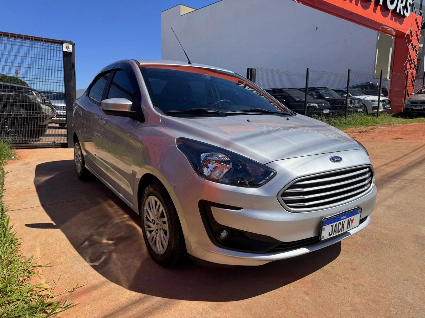 FORD Ka + Sedan - Foto