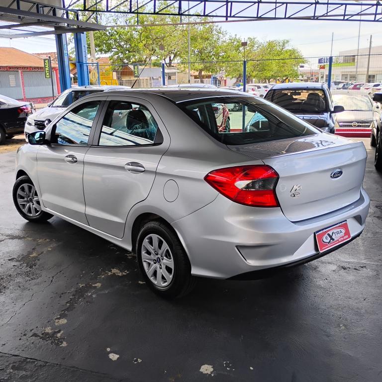 FORD Ka + Sedan - Foto