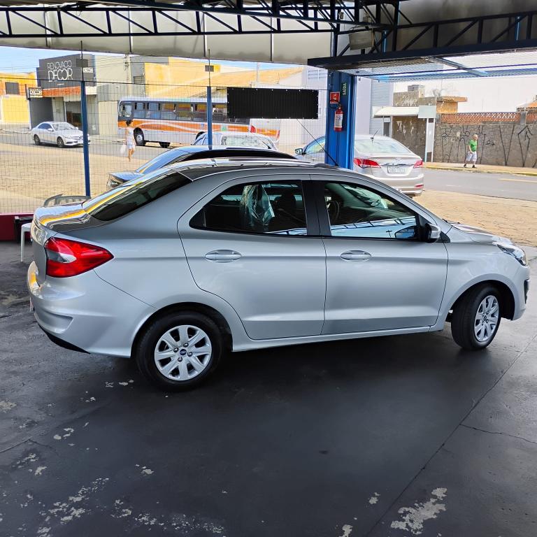 FORD Ka + Sedan - Foto