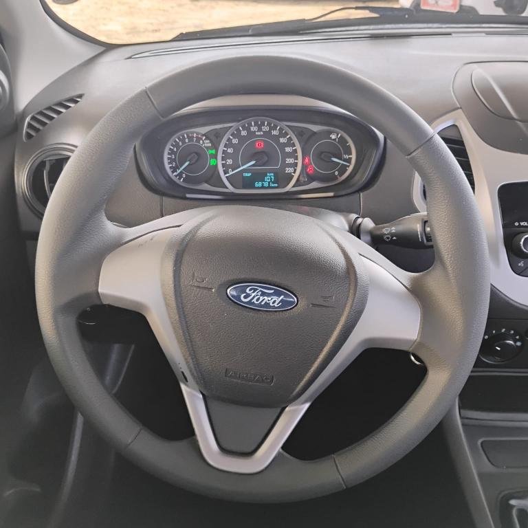 FORD Ka + Sedan - Foto