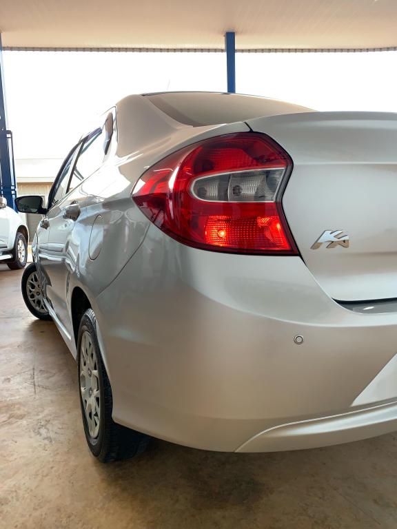 FORD Ka + Sedan - Foto