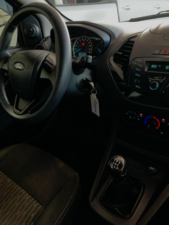 FORD Ka + Sedan - Foto