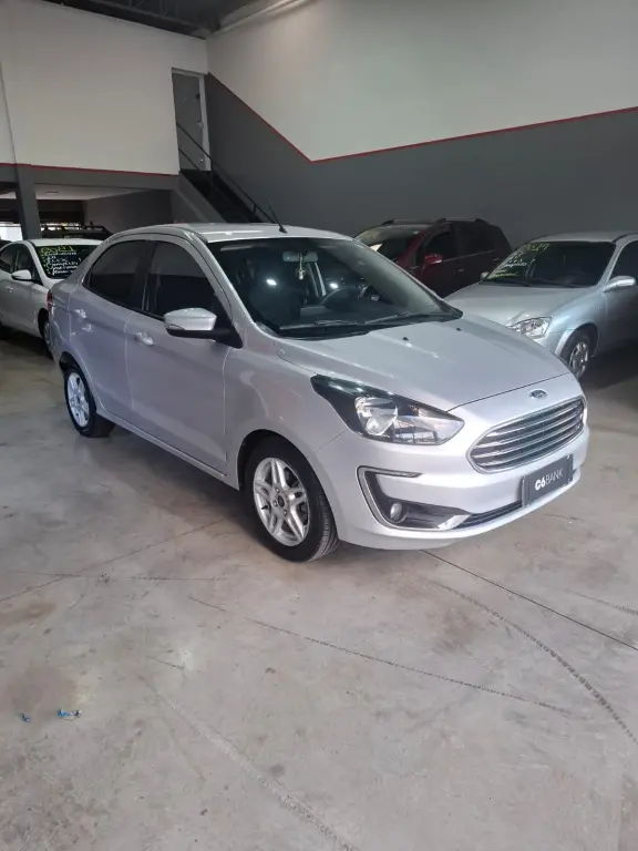 FORD Ka + Sedan - Foto
