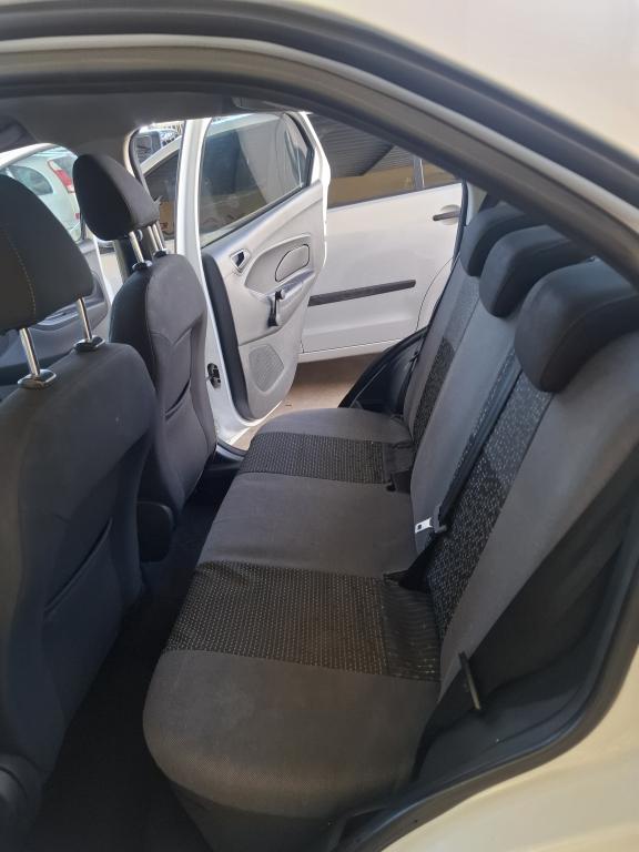 FORD Ka + Sedan - Foto