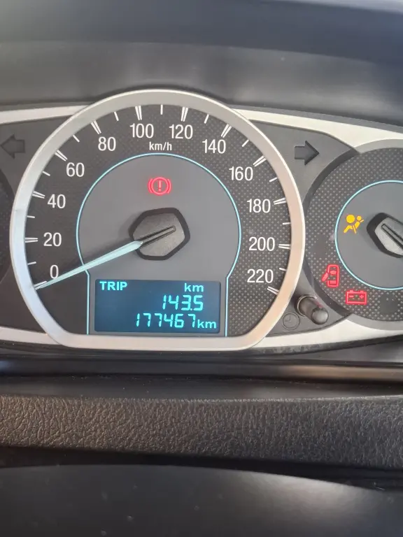 FORD Ka + Sedan - Foto