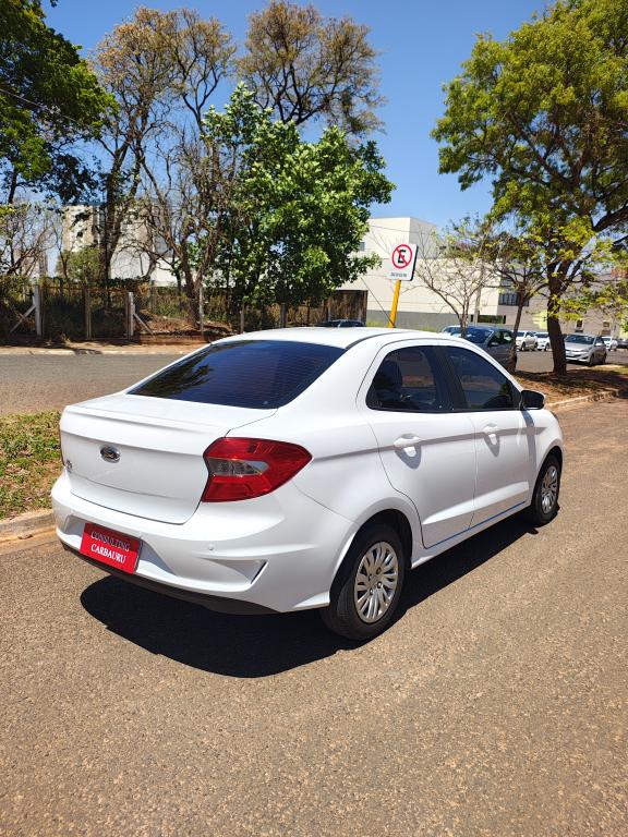 FORD Ka + Sedan - Miniatura