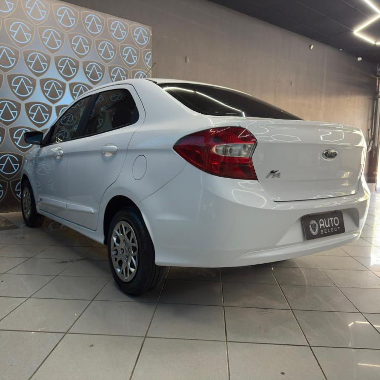 FORD Ka + Sedan - Foto
