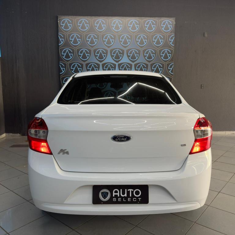FORD Ka + Sedan - Foto