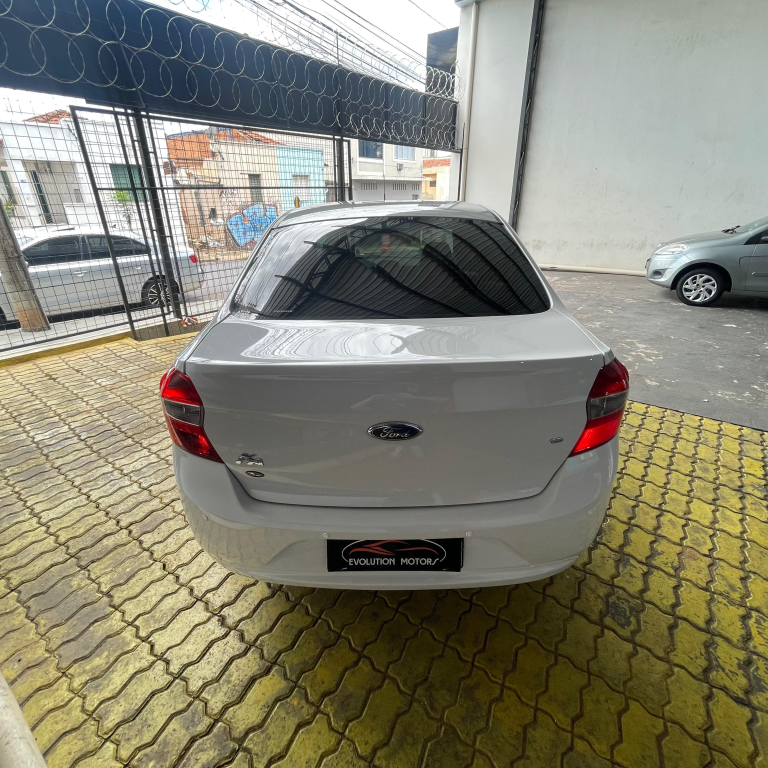 FORD Ka + Sedan - Foto
