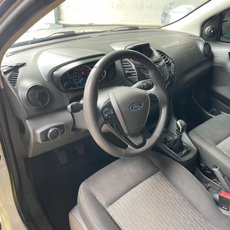 FORD Ka + Sedan - Foto