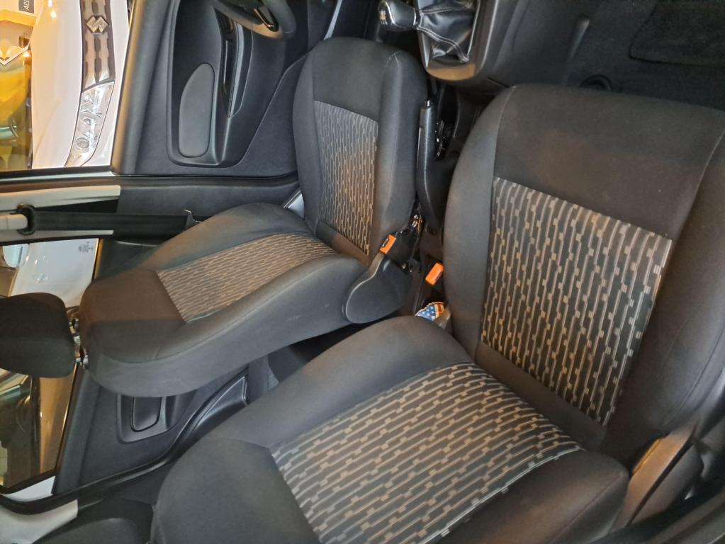 FORD Ka + Sedan - Foto