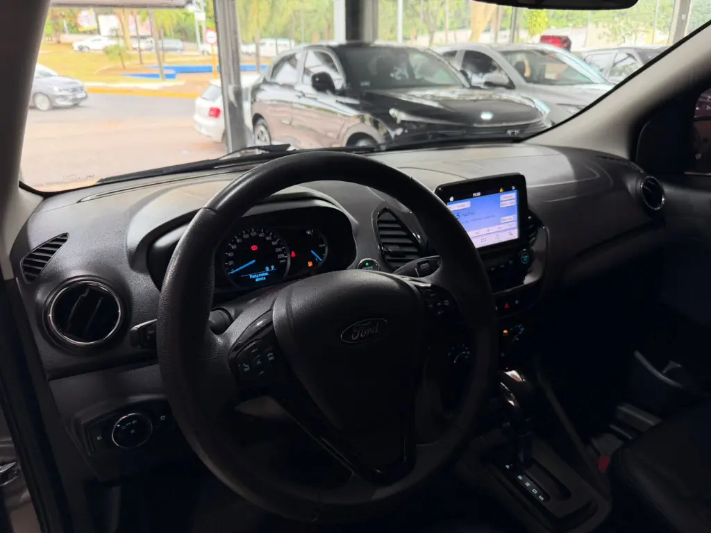 FORD Ka + Sedan - Foto
