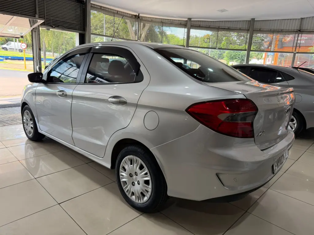 FORD Ka + Sedan - Foto