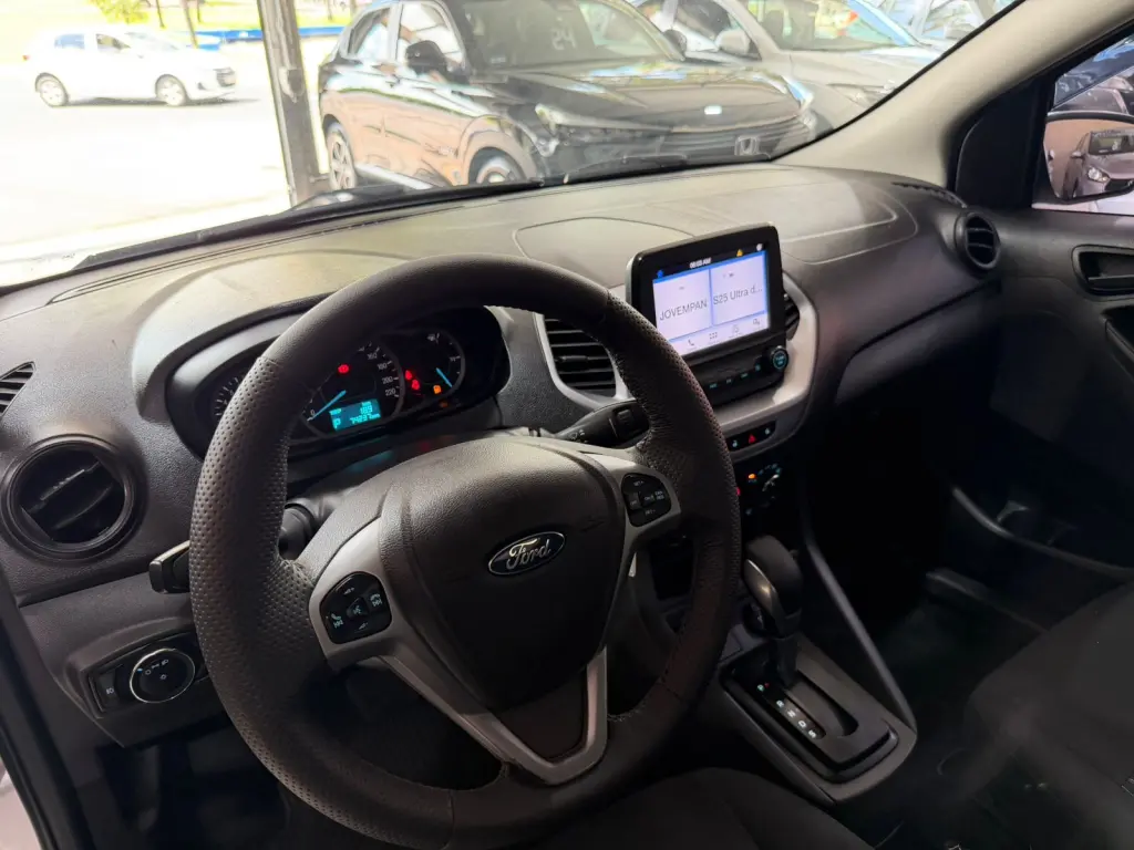 FORD Ka + Sedan - Foto