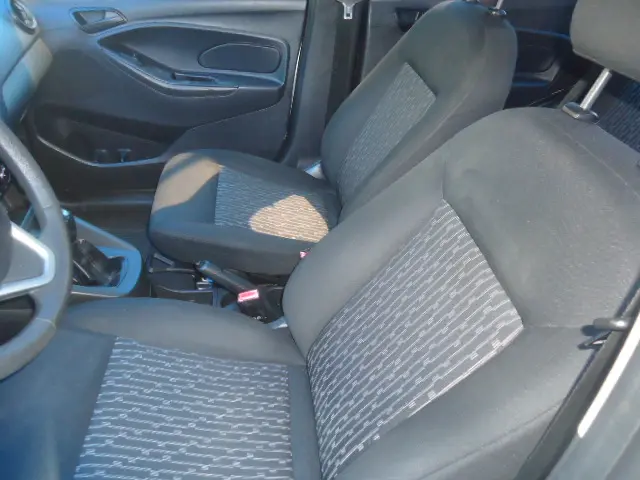 FORD Ka + Sedan - Foto